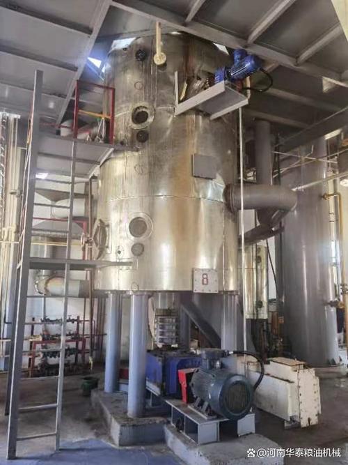 该加工厂项目包括棉籽榨油,浸出,精炼成套设备,均由中国河南华泰